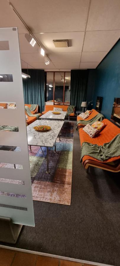 Hotell Tre Systrar Ескилстуна Екстериор снимка