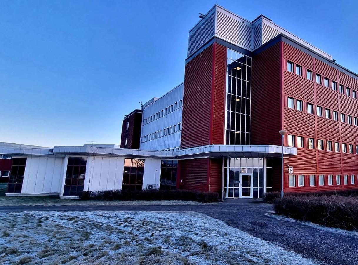 Hotell Tre Systrar Ескилстуна Екстериор снимка